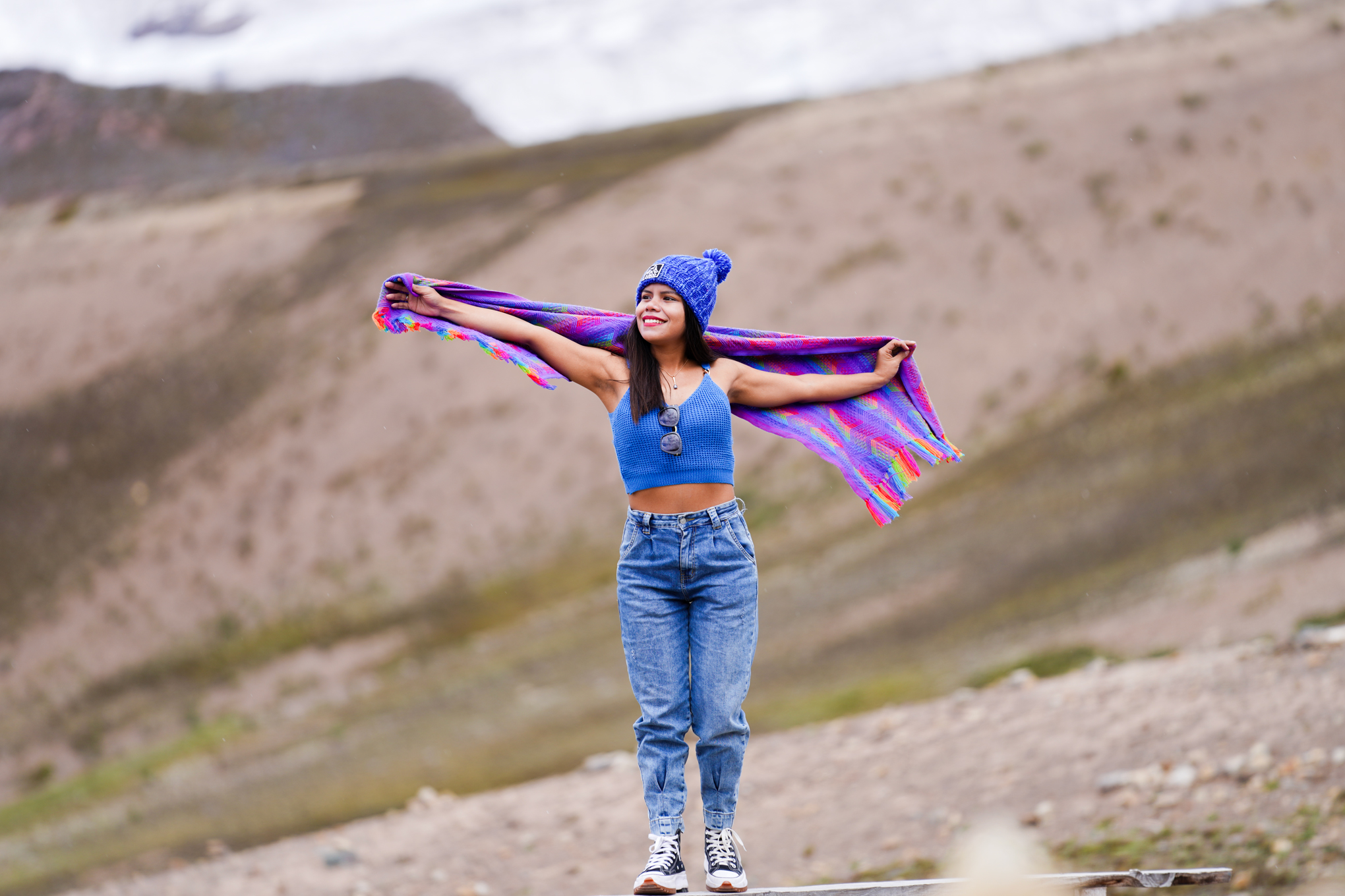 Tourist heading to Rainbow Mountain