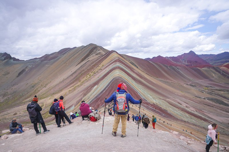 Guía en la Montaña de Colores